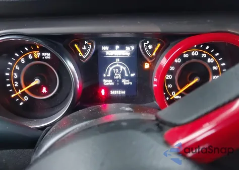 2021 Jeep Wrangler Unlimited Sport 4X4 z USA, uszkodzony, nr VIN 1C4HJXDG8MW547164